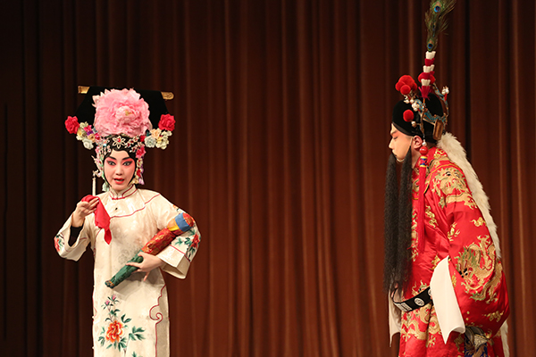 "大夏舞台"迎来上海京剧院专场演出